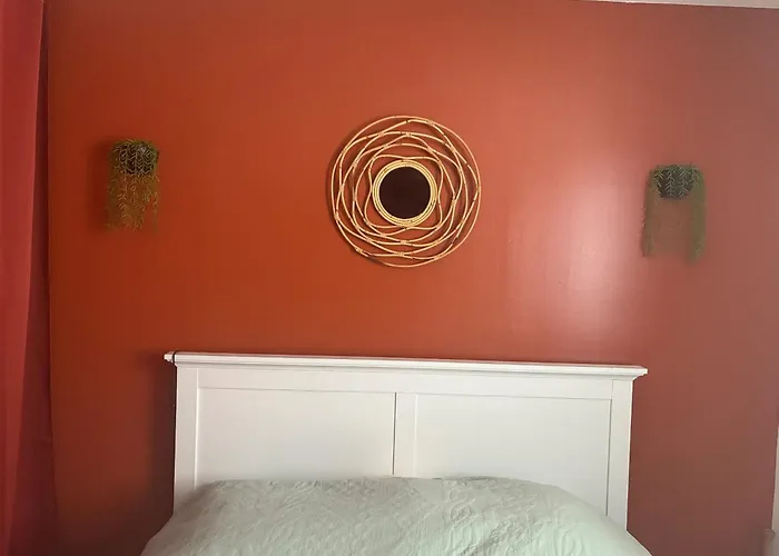 Maison Chaleureuse A Avec Magnifique Terrasse